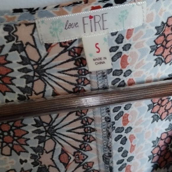 Boho small top love fire retro hippie shirt button floral festival - Picture 4 of 8